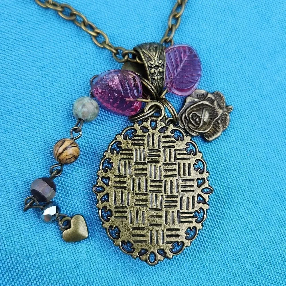 🔹️NWT Bronze Chain & Eiffel Tower, Charms, & Bead Pendant Necklace - Picture 9 of 10